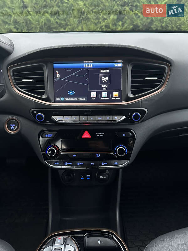 Хэтчбек Hyundai Ioniq 2017 в Луцке фото 76 Хэтчбек Hyundai Ioniq 2017 в Луцке