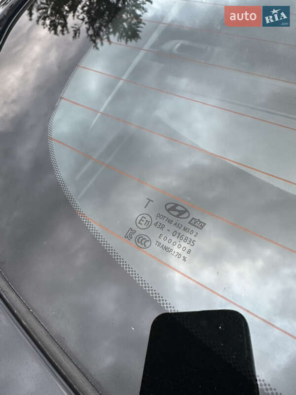 Хэтчбек Hyundai Ioniq 2017 в Луцке фото 110 Хэтчбек Hyundai Ioniq 2017 в Луцке