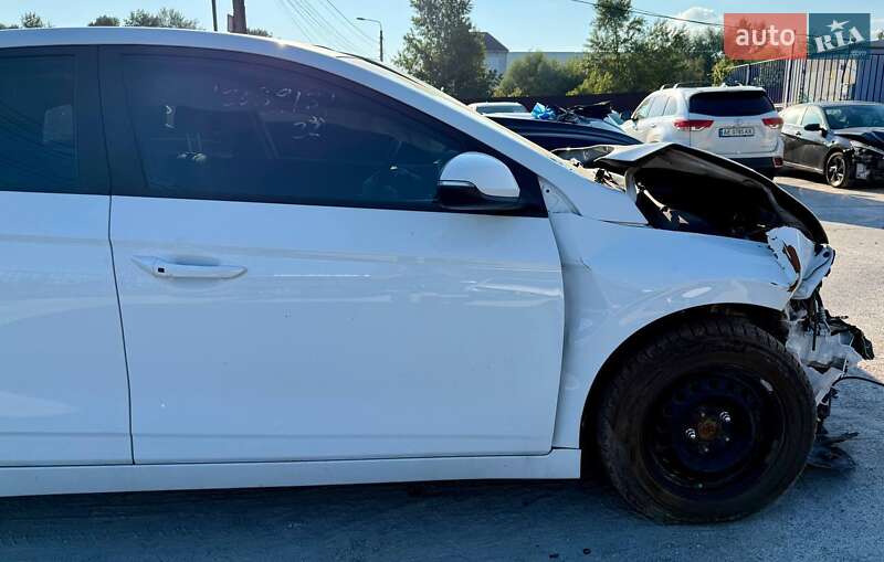 Ліфтбек Hyundai Ioniq 2021 в Києві фото 8 Ліфтбек Hyundai Ioniq 2021 в Києві