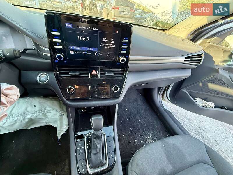 Ліфтбек Hyundai Ioniq 2021 в Києві фото 24 Ліфтбек Hyundai Ioniq 2021 в Києві