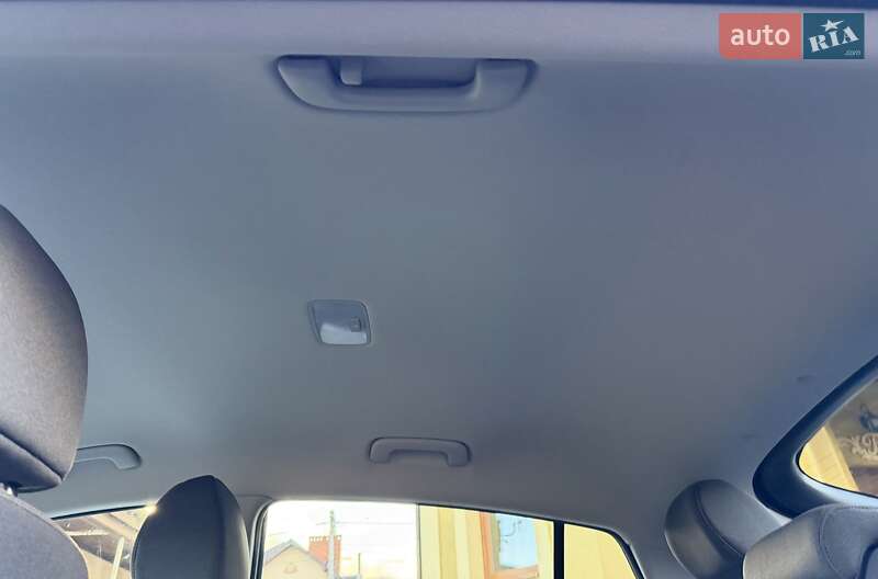 Лифтбек Hyundai Ioniq 2020 в Львове фото 63 Лифтбек Hyundai Ioniq 2020 в Львове