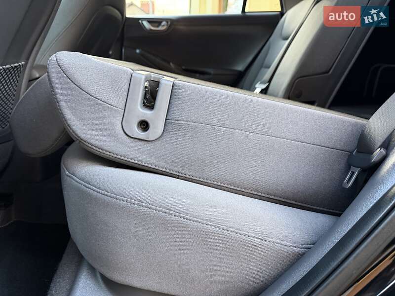 Лифтбек Hyundai Ioniq 2020 в Львове фото 132 Лифтбек Hyundai Ioniq 2020 в Львове