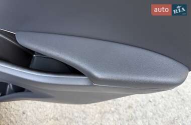 Лифтбек Hyundai Ioniq 2020 в Львове
