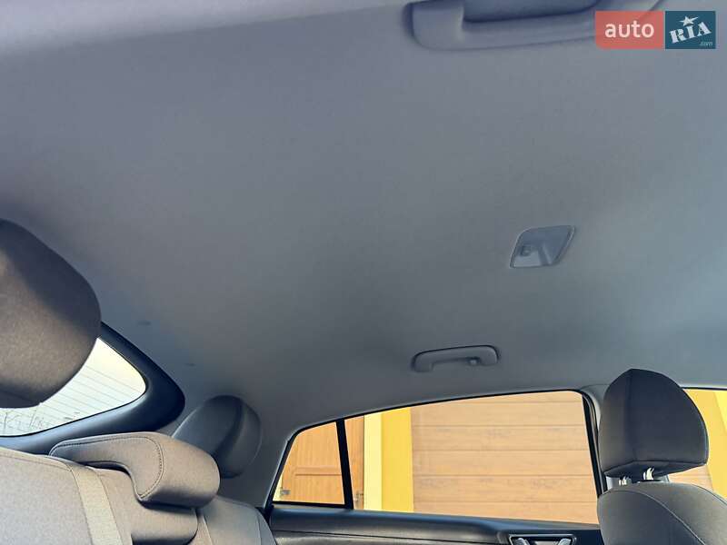 Лифтбек Hyundai Ioniq 2020 в Львове фото 158 Лифтбек Hyundai Ioniq 2020 в Львове