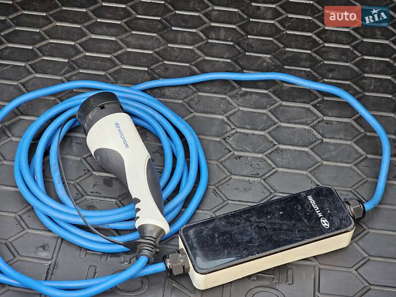 Лифтбек Hyundai Ioniq 2019 в Киеве