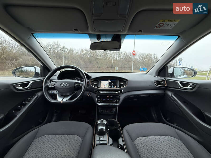 Хэтчбек Hyundai Ioniq 2019 в Тернополе фото 4 Хэтчбек Hyundai Ioniq 2019 в Тернополе