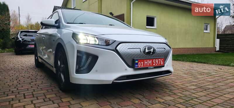 Лифтбек Hyundai Ioniq 2020 в Ровно