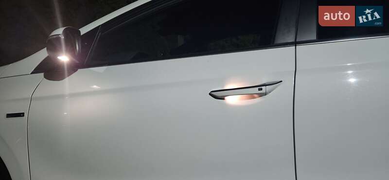 Лифтбек Hyundai Ioniq 2020 в Ровно