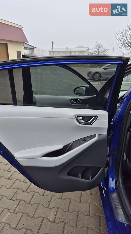 Ліфтбек Hyundai Ioniq 2020 в Житомирі фото 18 Ліфтбек Hyundai Ioniq 2020 в Житомирі