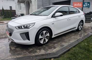 Хетчбек Hyundai Ioniq 2016 в Вінниці