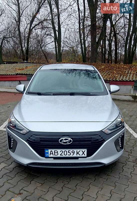 Лифтбек Hyundai Ioniq 2019 в Виннице фото 5 Лифтбек Hyundai Ioniq 2019 в Виннице