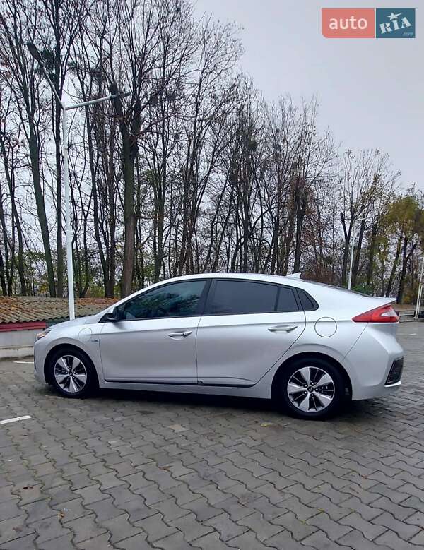 Лифтбек Hyundai Ioniq 2019 в Виннице фото 18 Лифтбек Hyundai Ioniq 2019 в Виннице