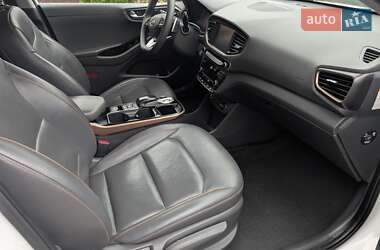 Хетчбек Hyundai Ioniq 2016 в Вінниці