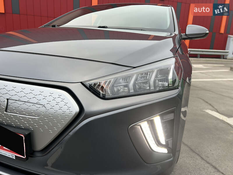 Лифтбек Hyundai Ioniq 2019 в Киеве фото 7 Лифтбек Hyundai Ioniq 2019 в Киеве