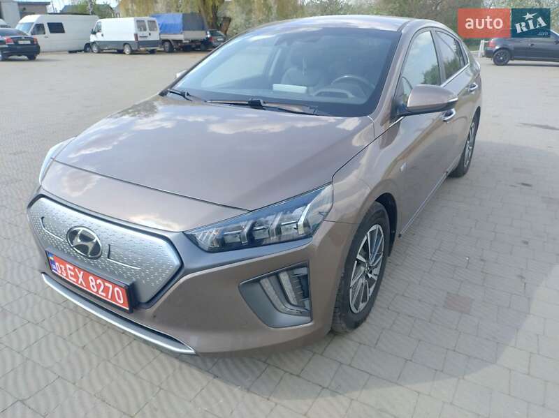 Лифтбек Hyundai Ioniq 2019 в Владимире фото 4 Лифтбек Hyundai Ioniq 2019 в Владимире