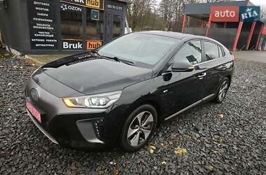 Хэтчбек Hyundai Ioniq 2017 в Трускавце