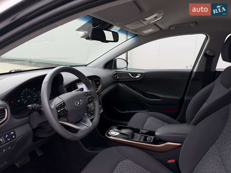 Хэтчбек Hyundai Ioniq 2018 в Виннице