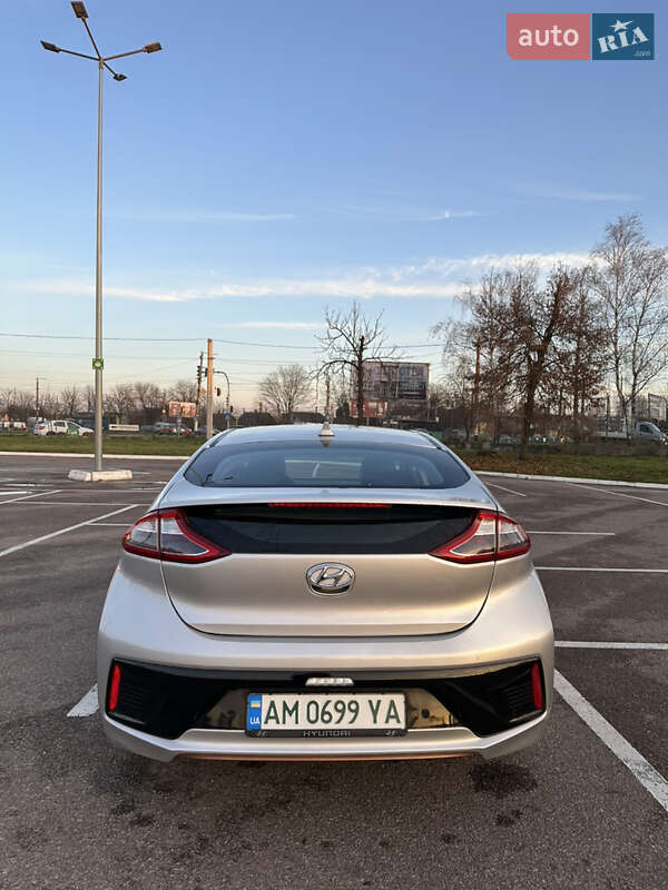 Хэтчбек Hyundai Ioniq 2018 в Житомире фото 9 Хэтчбек Hyundai Ioniq 2018 в Житомире