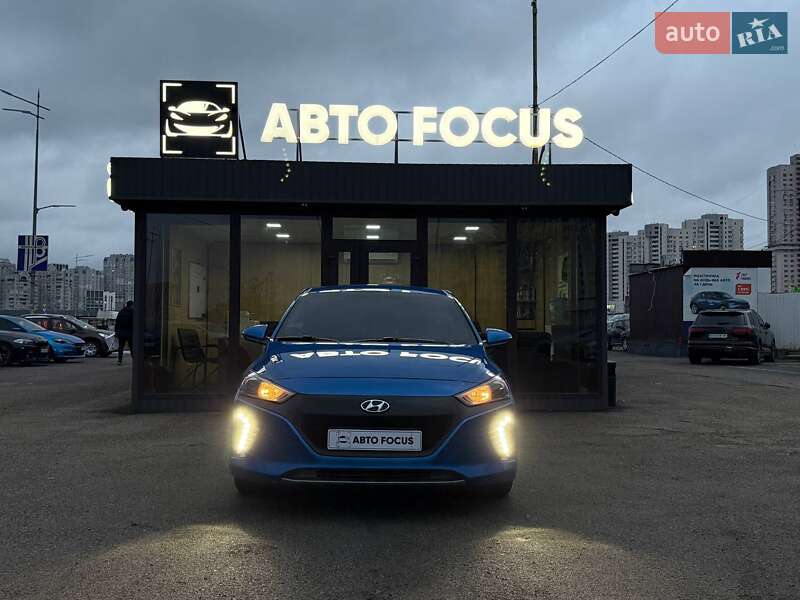 Хэтчбек Hyundai Ioniq 2018 в Киеве
