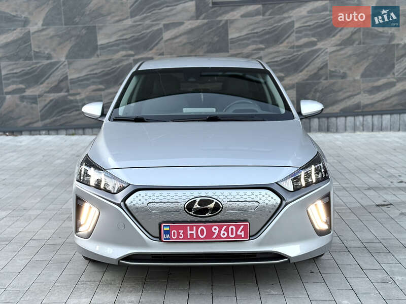 Лифтбек Hyundai Ioniq 2020 в Тернополе фото 23 Лифтбек Hyundai Ioniq 2020 в Тернополе