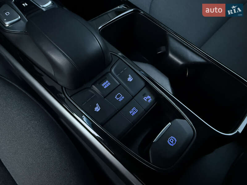 Лифтбек Hyundai Ioniq 2020 в Тернополе фото 41 Лифтбек Hyundai Ioniq 2020 в Тернополе