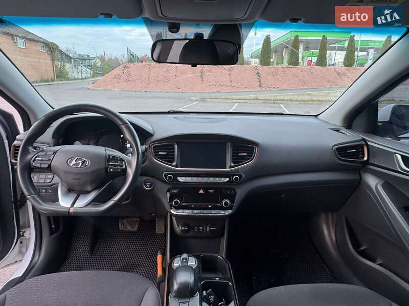 Хетчбек Hyundai Ioniq 2018 в Вінниці