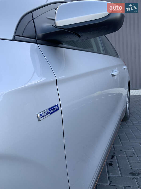 Ліфтбек Hyundai Ioniq 2019 в Кропивницькому фото 35 Ліфтбек Hyundai Ioniq 2019 в Кропивницькому