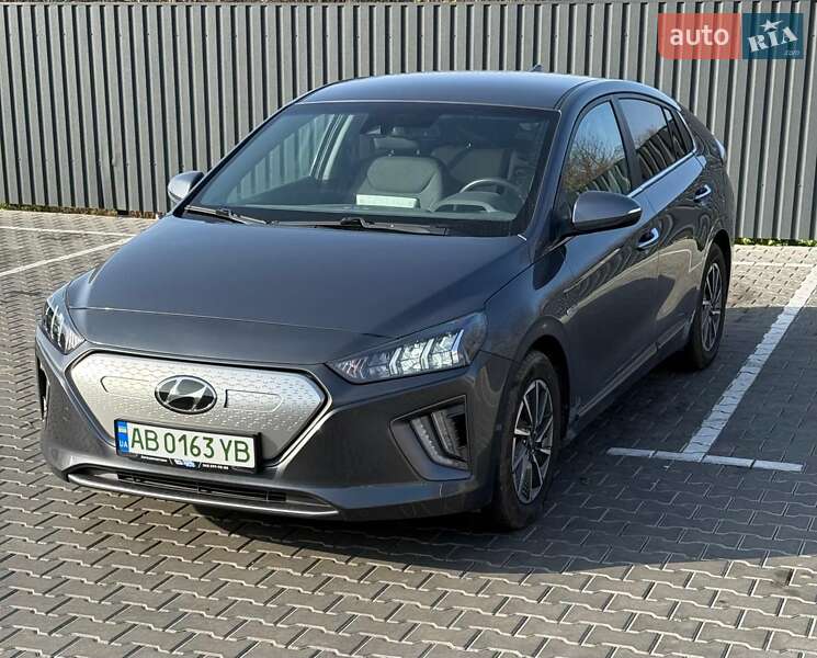 Лифтбек Hyundai Ioniq 2020 в Виннице фото Лифтбек Hyundai Ioniq 2020 в Виннице