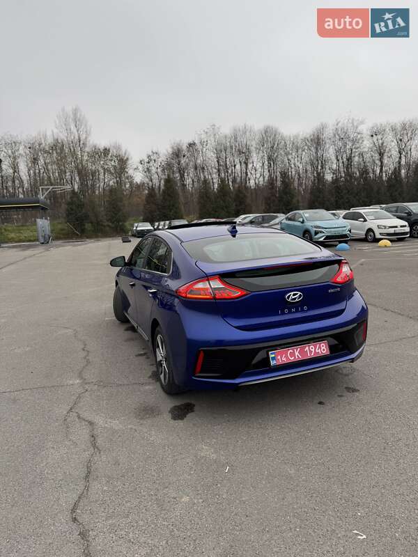 Лифтбек Hyundai Ioniq 2019 в Львове