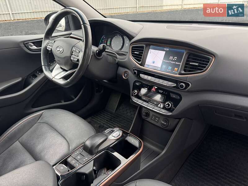 Хетчбек Hyundai Ioniq 2017 в Вінниці фото 16 Хетчбек Hyundai Ioniq 2017 в Вінниці
