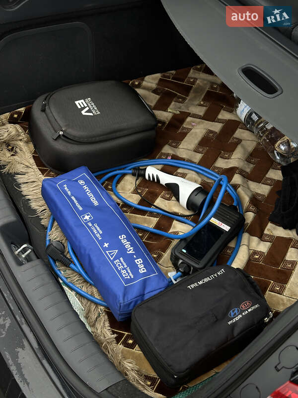 Хетчбек Hyundai Ioniq 2018 в Черкасах