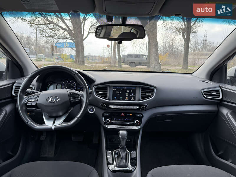 Хэтчбек Hyundai Ioniq 2019 в Днепре