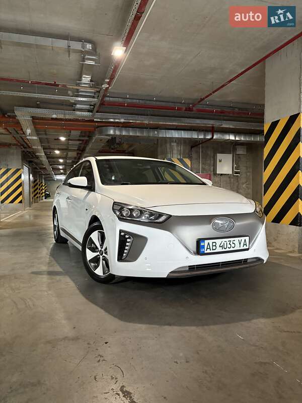 Хэтчбек Hyundai Ioniq 2018 в Виннице фото 4 Хэтчбек Hyundai Ioniq 2018 в Виннице