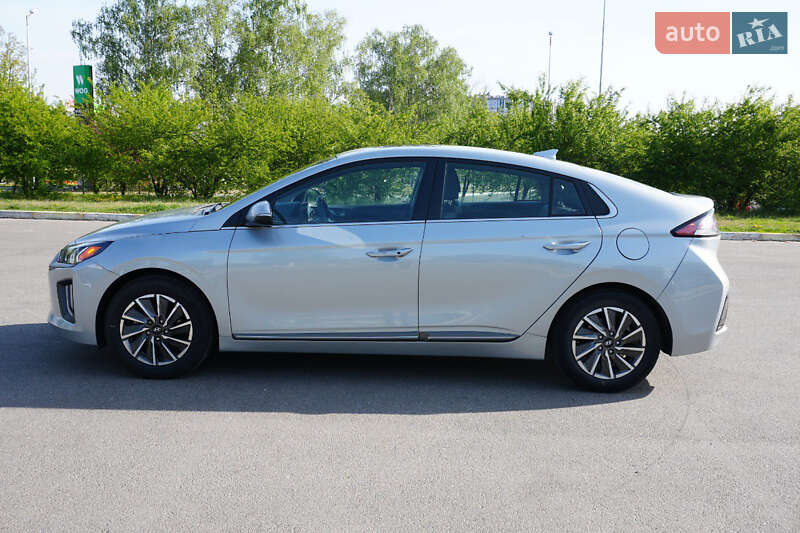 Ліфтбек Hyundai Ioniq 2020 в Бучі