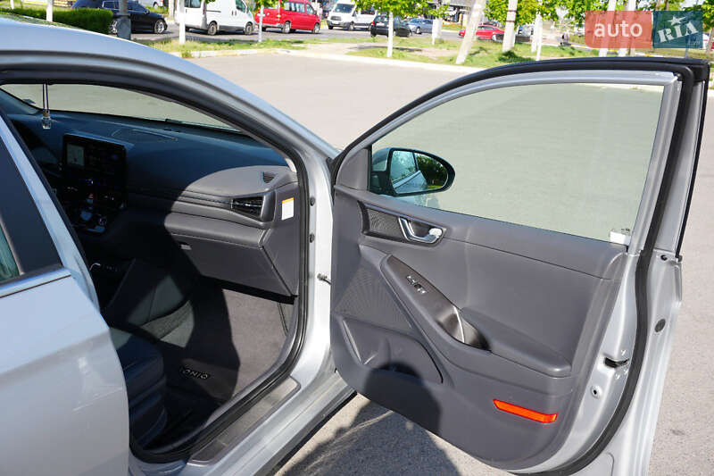 Ліфтбек Hyundai Ioniq 2020 в Бучі