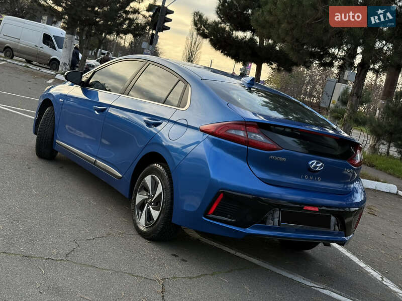 Хэтчбек Hyundai Ioniq 2017 в Одессе