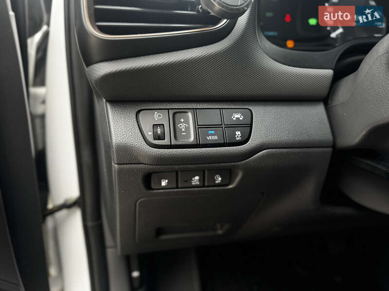 Хэтчбек Hyundai Ioniq 2017 в Житомире