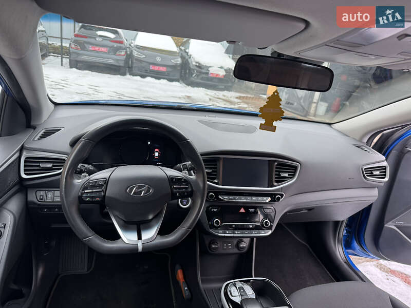 Хэтчбек Hyundai Ioniq 2017 в Ровно фото 30 Хэтчбек Hyundai Ioniq 2017 в Ровно