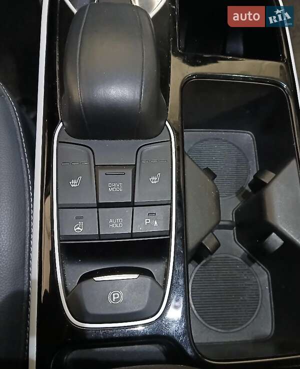 Хэтчбек Hyundai Ioniq 2018 в Ровно фото 14 Хэтчбек Hyundai Ioniq 2018 в Ровно