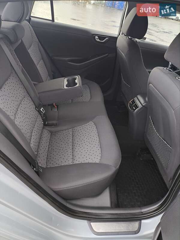 Хэтчбек Hyundai Ioniq 2017 в Ковеле