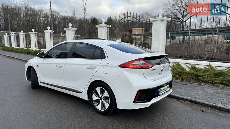 Лифтбек Hyundai Ioniq 2019 в Виннице