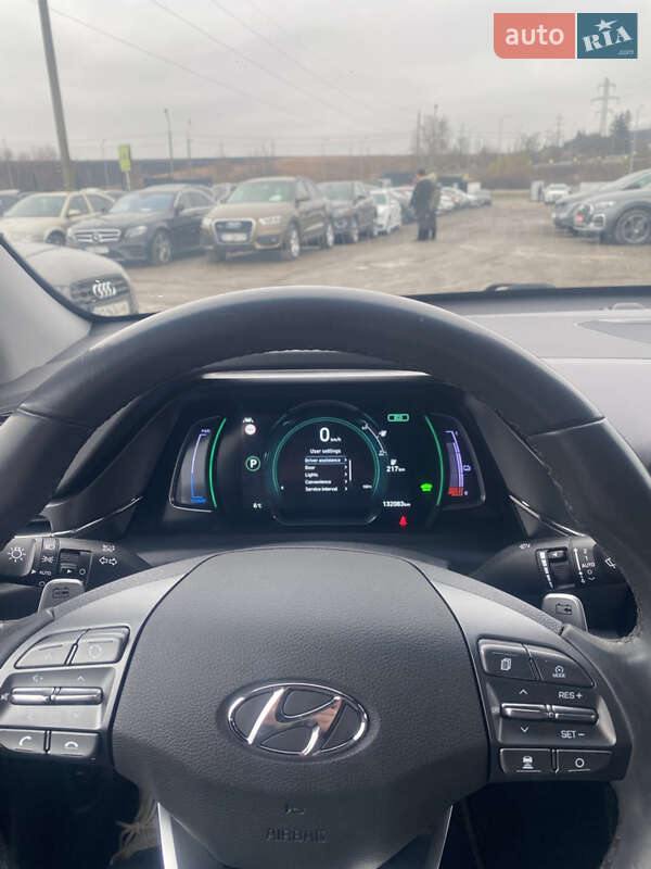 Лифтбек Hyundai Ioniq 2020 в Тернополе фото 11 Лифтбек Hyundai Ioniq 2020 в Тернополе