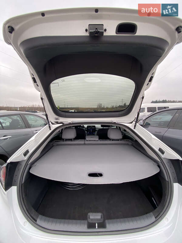 Лифтбек Hyundai Ioniq 2020 в Тернополе фото 21 Лифтбек Hyundai Ioniq 2020 в Тернополе