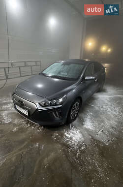 Лифтбек Hyundai Ioniq 2019 в Виннице