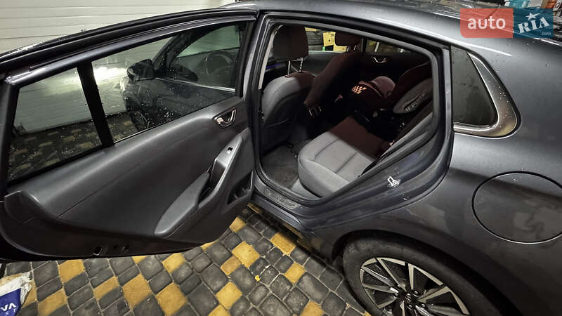 Ліфтбек Hyundai Ioniq 2019 в Вінниці