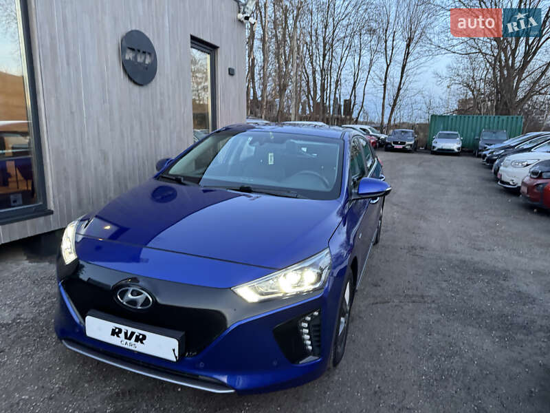 Хэтчбек Hyundai Ioniq 2018 в Тернополе