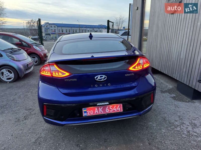 Хэтчбек Hyundai Ioniq 2018 в Тернополе