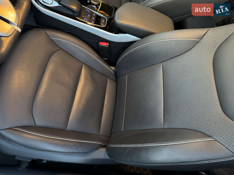 Хэтчбек Hyundai Ioniq 2018 в Тернополе