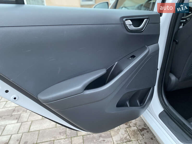 Хэтчбек Hyundai Ioniq 2019 в Виннице