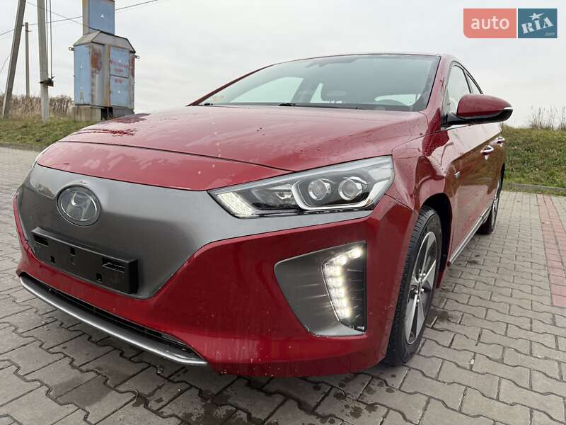 Лифтбек Hyundai Ioniq 2019 в Луцке